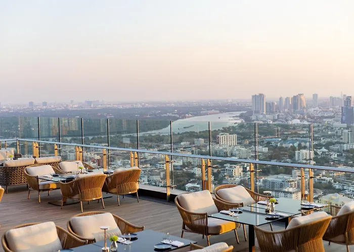 Grande Centre Point Lumphini Hotel 5*