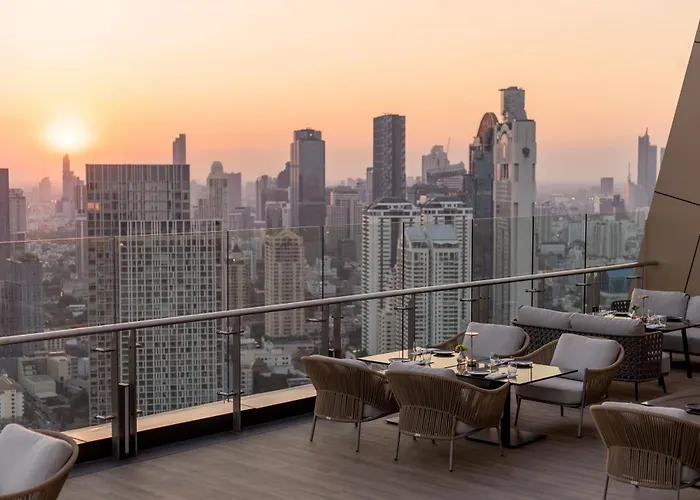 Grande Centre Point Lumphini Hotel 5*