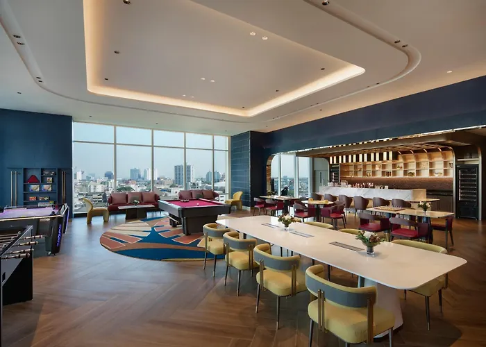 Hotel Grande Centre Point Lumphini 5*