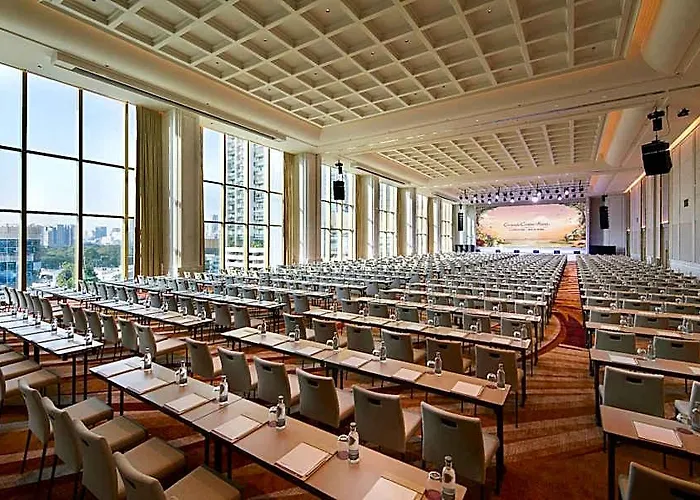 Grande Centre Point Lumphini Hotel 5*